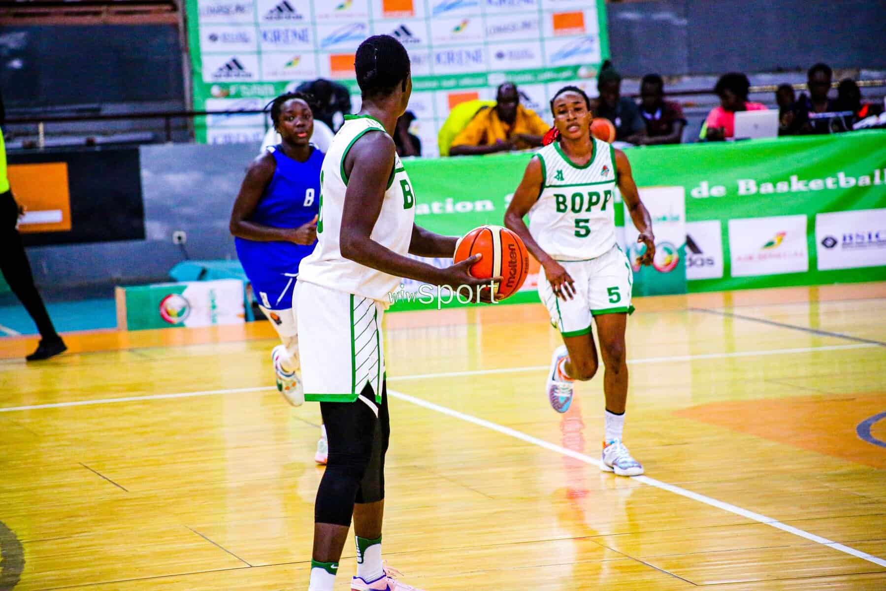 Tout en images : Revivez les moments forts de la victoire de Bopp sur Diamagueune (52-50) - wiwsport Tout en images : Revivez les moments forts de la victoire de Bopp sur Diamagueune (52-50) - wiwsport