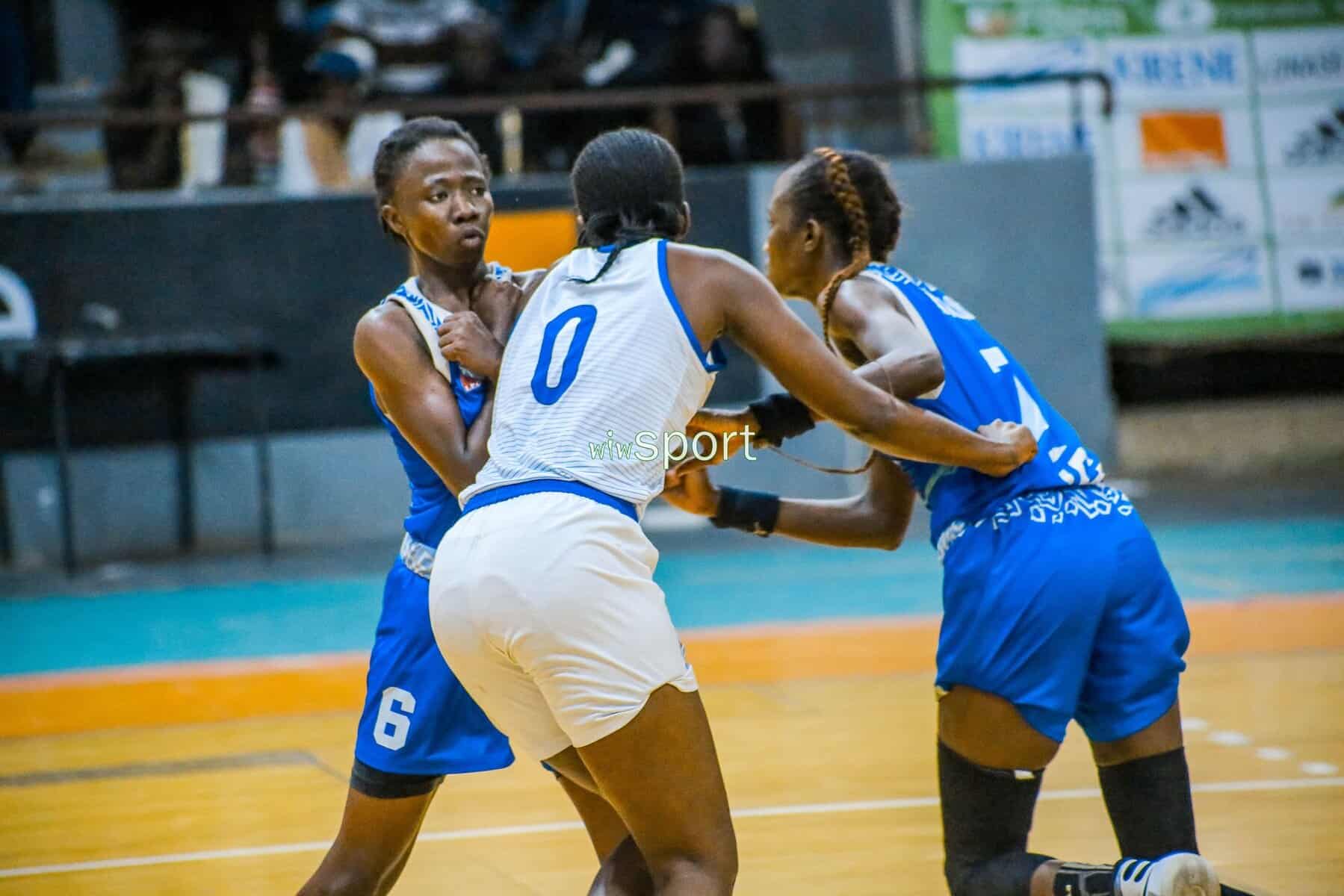 Tout en images : Plongez dans les moments clés de la victoire de DBALOC sur la Jeanne d'Arc (58-47) - wiwsport