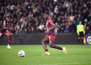Barrages L1/L2 : Lamine Camara ouvre le score pour Metz face à Saint-Etienne (vidéo) - wiwsport