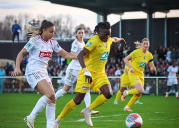 Mercato : Seynabou Mbengue renforce l'attaque du FC Metz - wiwsport