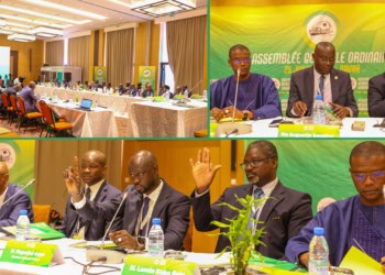 (Vidéo) AGO UFOA A - De nouvelles mesures prises pour « maintenir le leadership en tant qu’union zonale » ! - wiwsport (Vidéo) AGO UFOA A - De nouvelles mesures prises pour « maintenir le leadership en tant qu’union zonale » ! - wiwsport