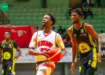  1/2 Finale CDS - Hommes : L'AS Douanes s'impose dans la première manche face au DUC (59-36) - wiwsport