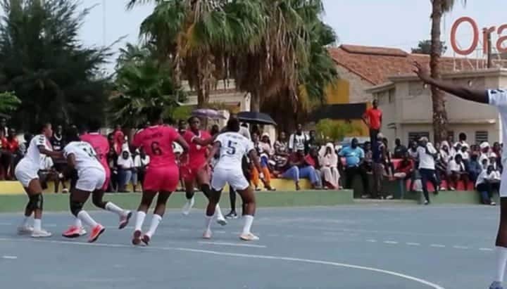 Handball CDS - Dames : Diamono s'impose devant Djadji Sarr (27-25) et se qualifie pour le dernier carré - wiwsport Handball CDS - Dames : Diamono s'impose devant Djadji Sarr (27-25) et se qualifie pour le dernier carré - wiwsport