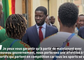 JO 2024 - Rencontre avec les athlètes à Paris, le discours poignant du président de la République ! - wiwsport