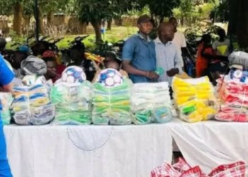 Singhere : Abdalah Sima a fait une œuvre utile en fournissant des équipements sportifs  - wiwsport