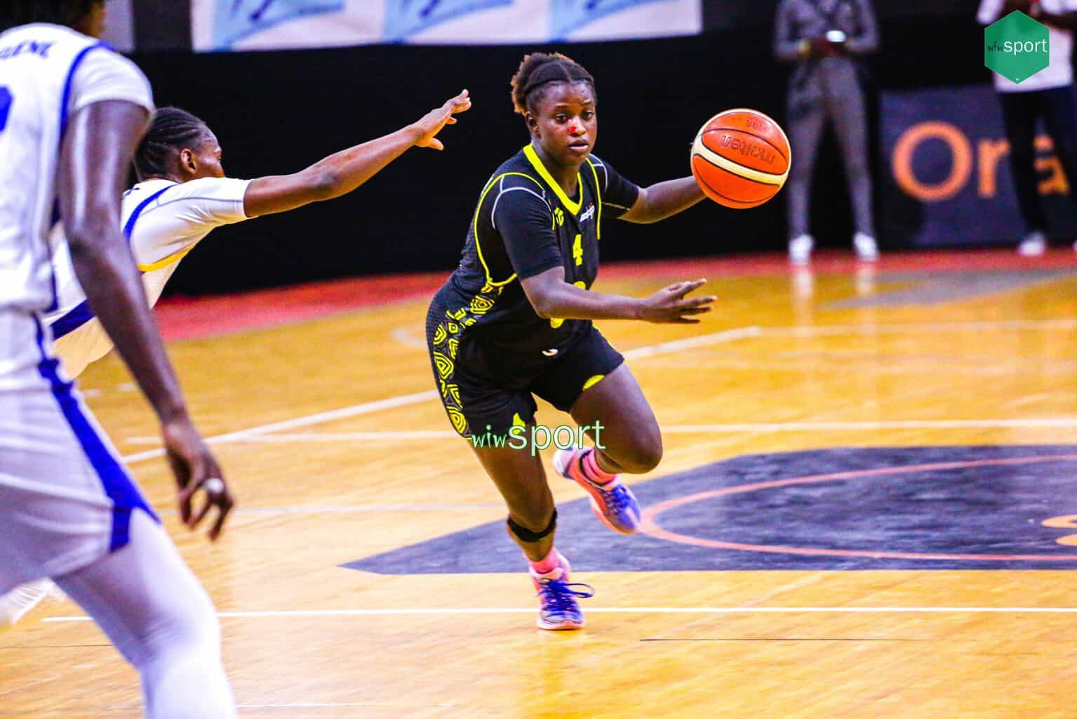 Tout en images : Retournez sur les moments clés du cinquième sacre consécutif de l'ASCVD contre le DUC (75-41) - wiwsport Tout en images : Retournez sur les moments clés du cinquième sacre consécutif de l'ASCVD contre le DUC (75-41) - wiwsport
