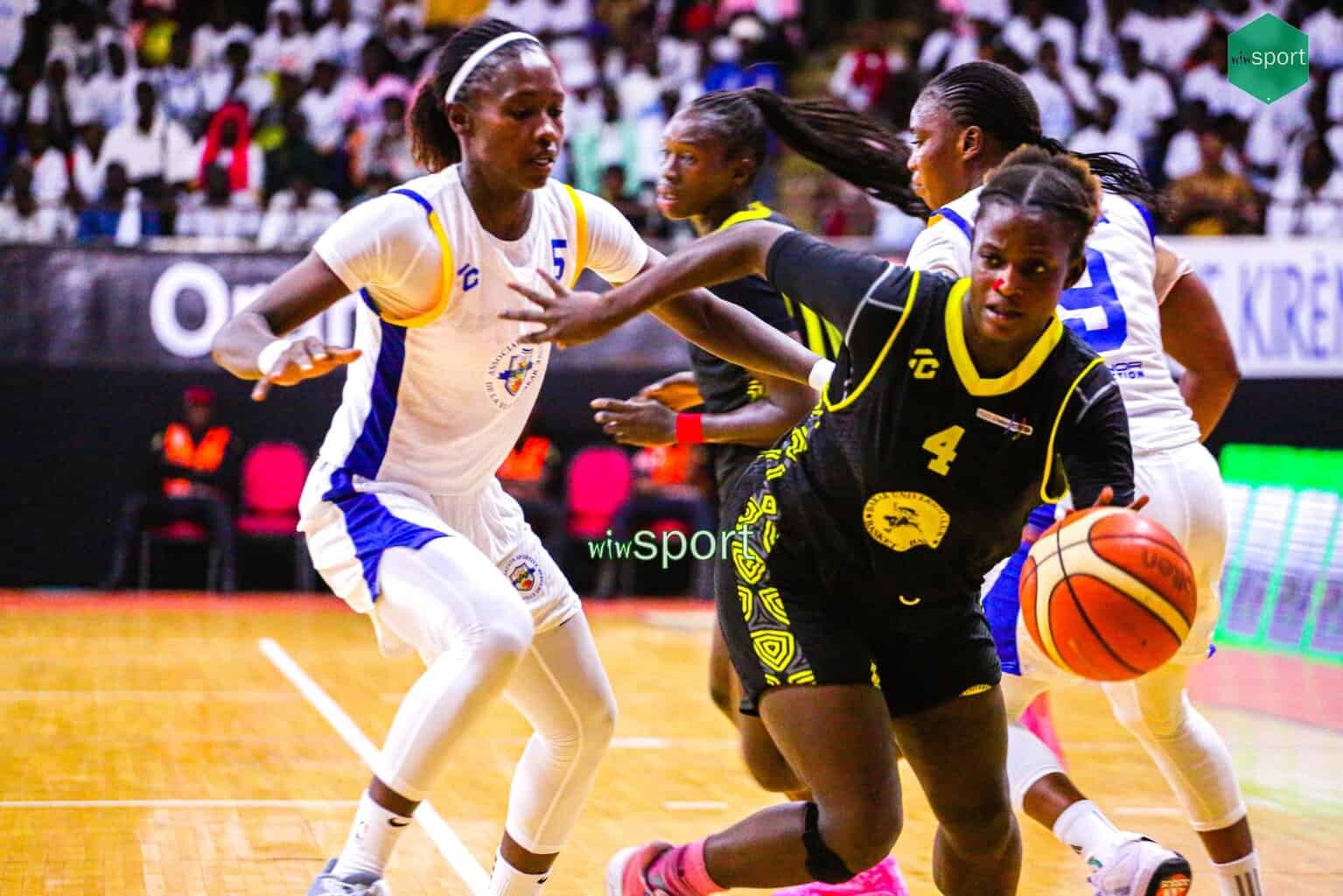 Tout en images : Retournez sur les moments clés du cinquième sacre consécutif de l'ASCVD contre le DUC (75-41) - wiwsport Tout en images : Retournez sur les moments clés du cinquième sacre consécutif de l'ASCVD contre le DUC (75-41) - wiwsport
