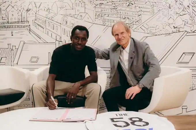 Ligue 2 : Mactar Tine signe son premier contrat professionnel avec Amiens d'Omar Daf - wiwsport Ligue 2 : Mactar Tine signe son premier contrat professionnel avec Amiens d'Omar Daf - wiwsport