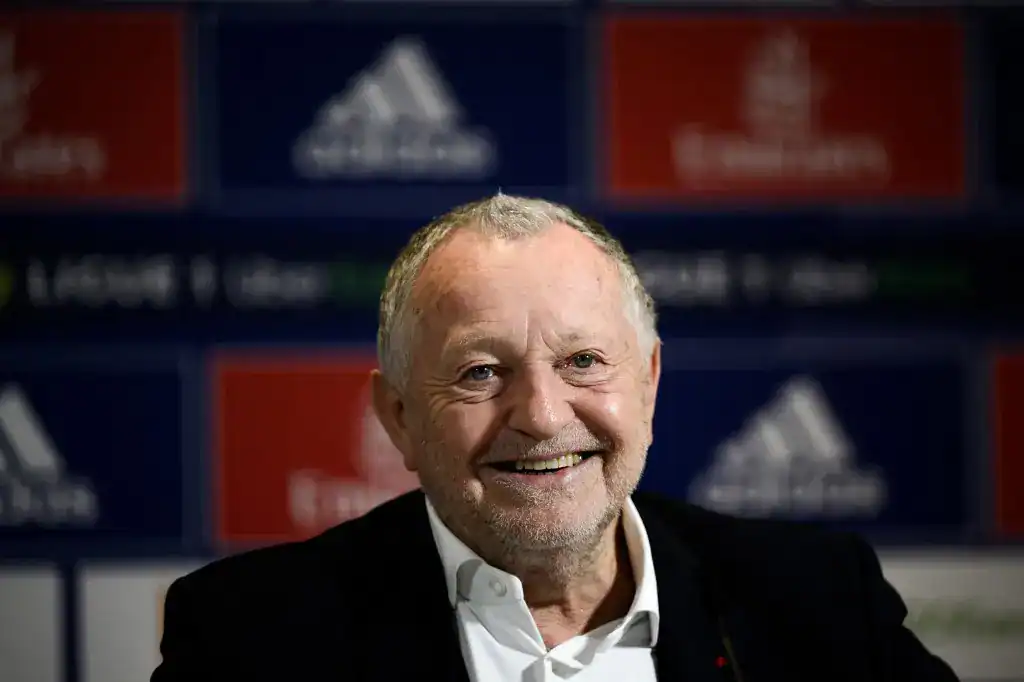 "Tôt ou tard, tu seras Lyonnais" : la prédiction de Jean-Michel Aulas sur Moussa Niakhaté réalisée 6 ans plus tard - wiwsport "Tôt ou tard, tu seras Lyonnais" : la prédiction de Jean-Michel Aulas sur Moussa Niakhaté réalisée 6 ans plus tard - wiwsport