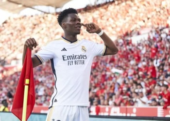 Le milieu de terrain du Real Madrid Aurélien Tchouameni en visite au Sénégal ! - wiwsport