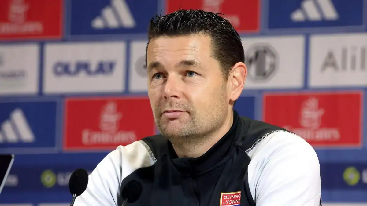 Pierre Sage (entraîneur) enthousiaste devant l'arrivée de Moussa Niakhaté à l'Olympique Lyonnais : "une valeur ajoutée" - wiwsport Pierre Sage (entraîneur) enthousiaste devant l'arrivée de Moussa Niakhaté à l'Olympique Lyonnais : "une valeur ajoutée" - wiwsport