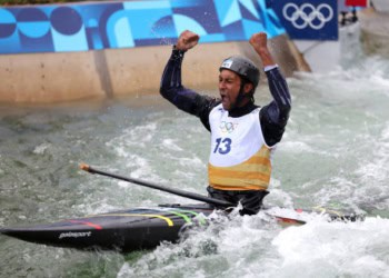 JO Paris 2024 - Canoë slalom : Magistral lors de la deuxième manche, Yves Bourhis améliore sa performance et se hisse en demi-finales - wiwsport