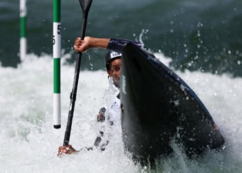 JO Paris 2024 : Canoë Slalom : Yves Bourhis termine dernier de la première manche et se complique les demi-finales - wiwsport