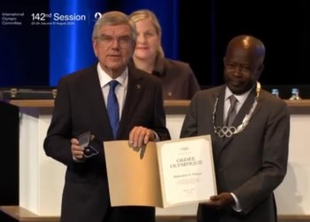 Olympisme : Mamadou Diagna Ndiaye reçoit la prestigieuse distinction de l’Ordre Olympique - wiwsport