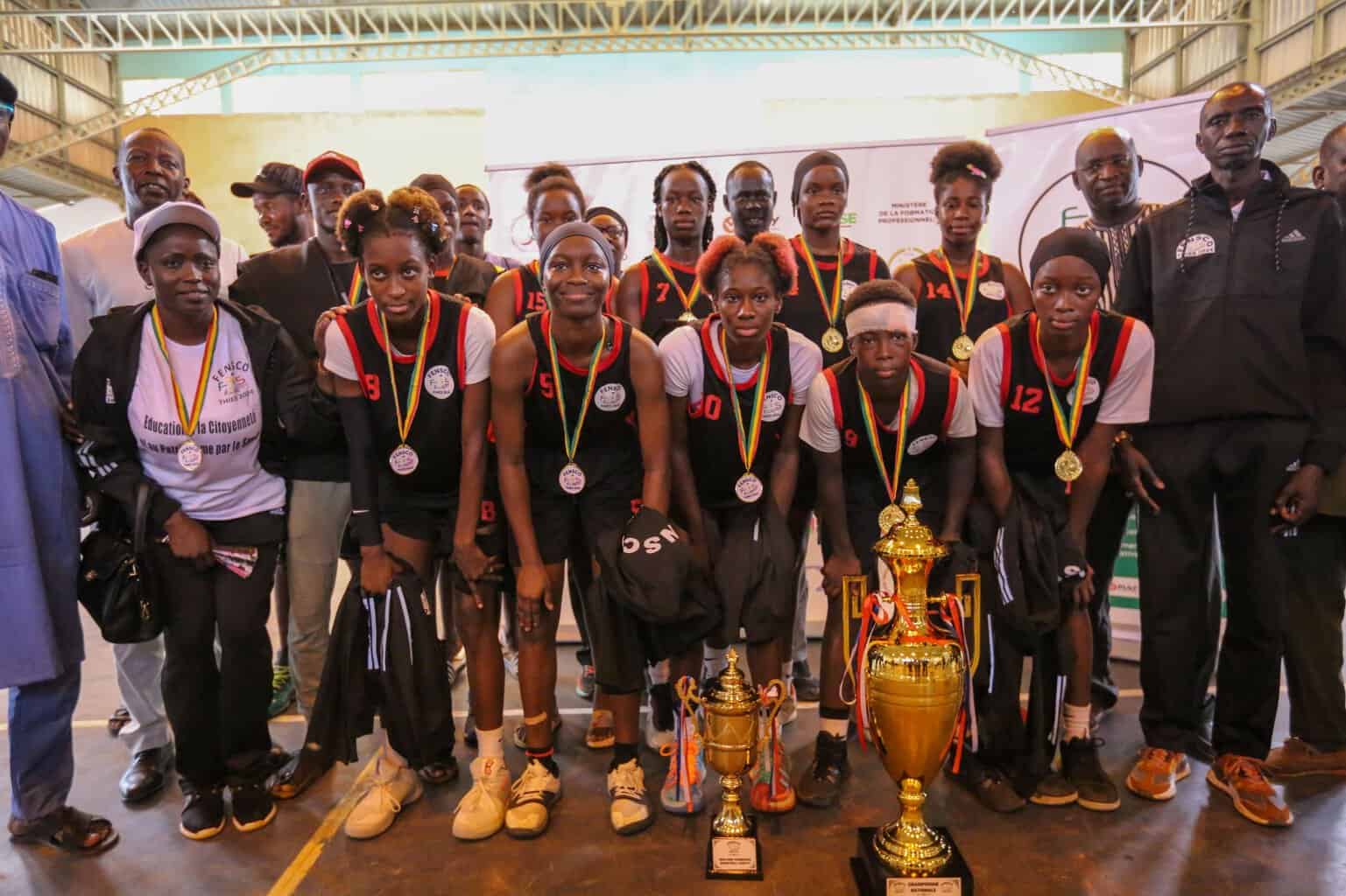 FENSCO : Plongez en images au cœur des moments inoubliables du premier festival national des Sports Scolaires à Thiès - wiwsport