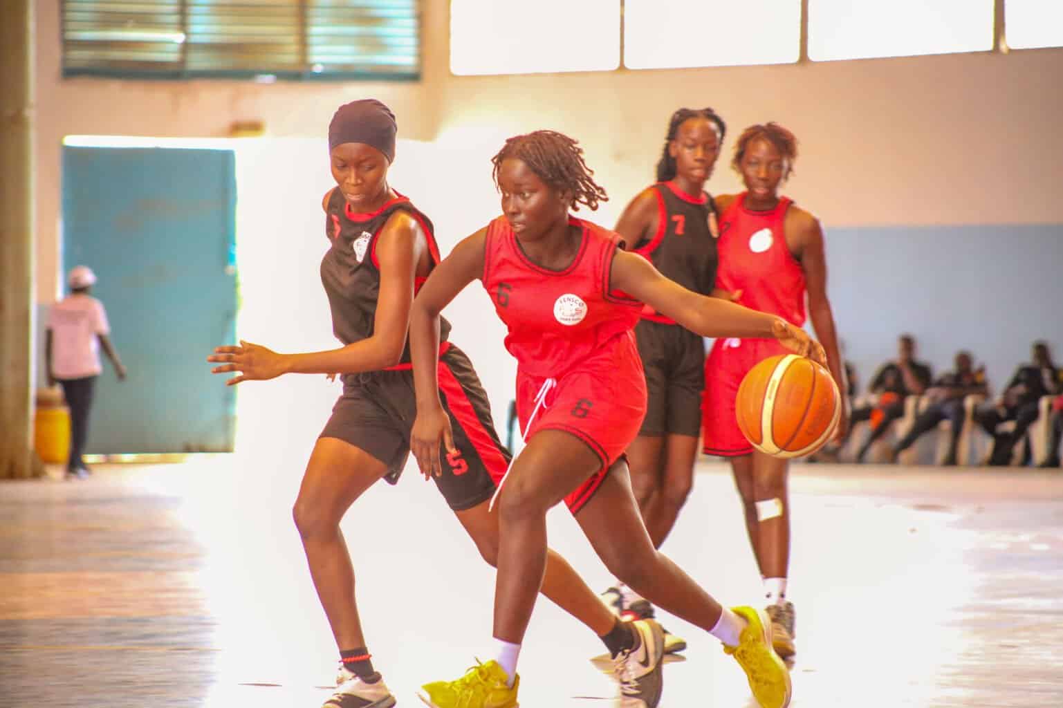 FENSCO : Plongez en images au cœur des moments inoubliables du premier festival national des Sports Scolaires à Thiès - wiwsport