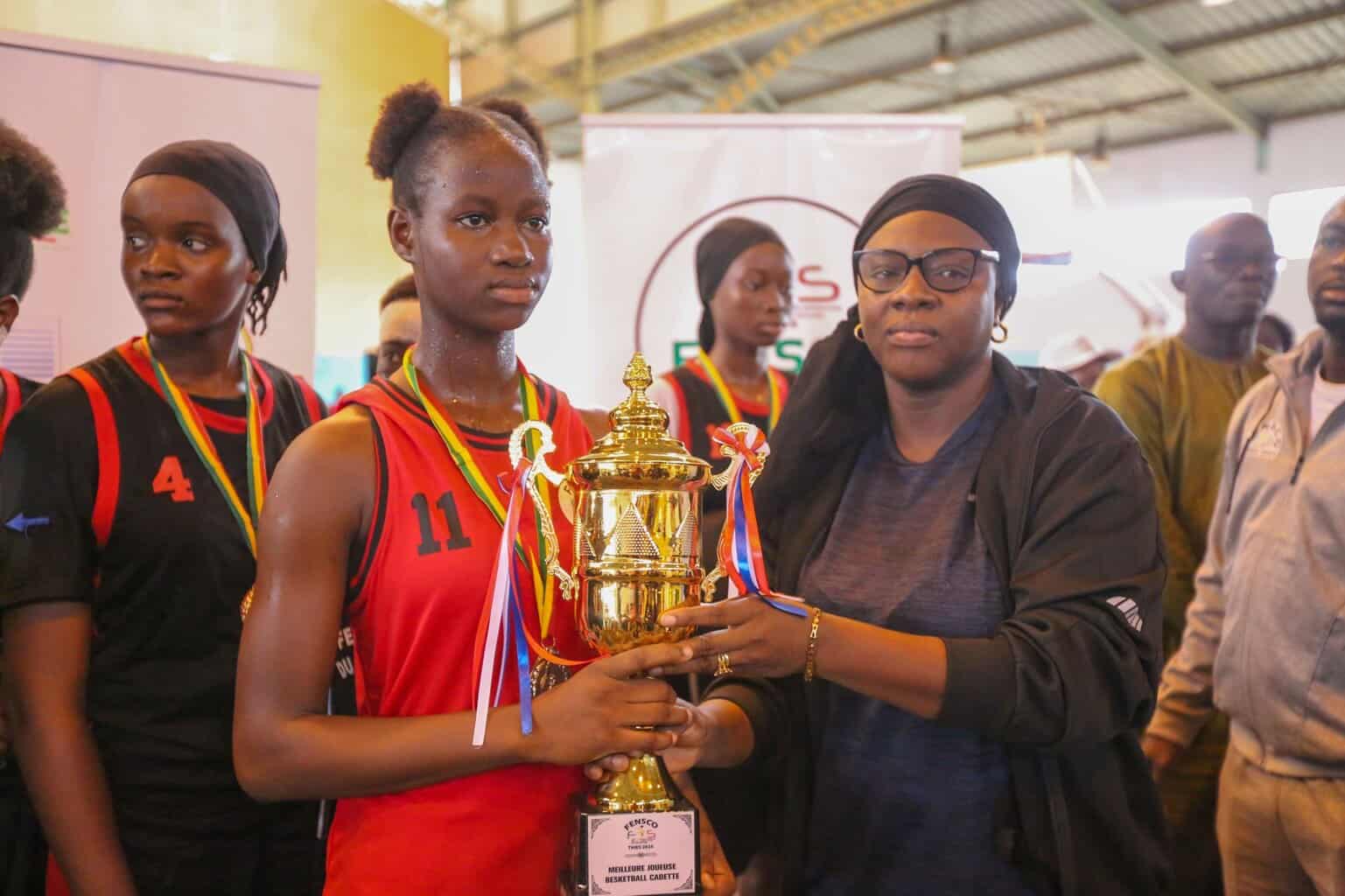 FENSCO : Plongez en images au cœur des moments inoubliables du premier festival national des Sports Scolaires à Thiès - wiwsport