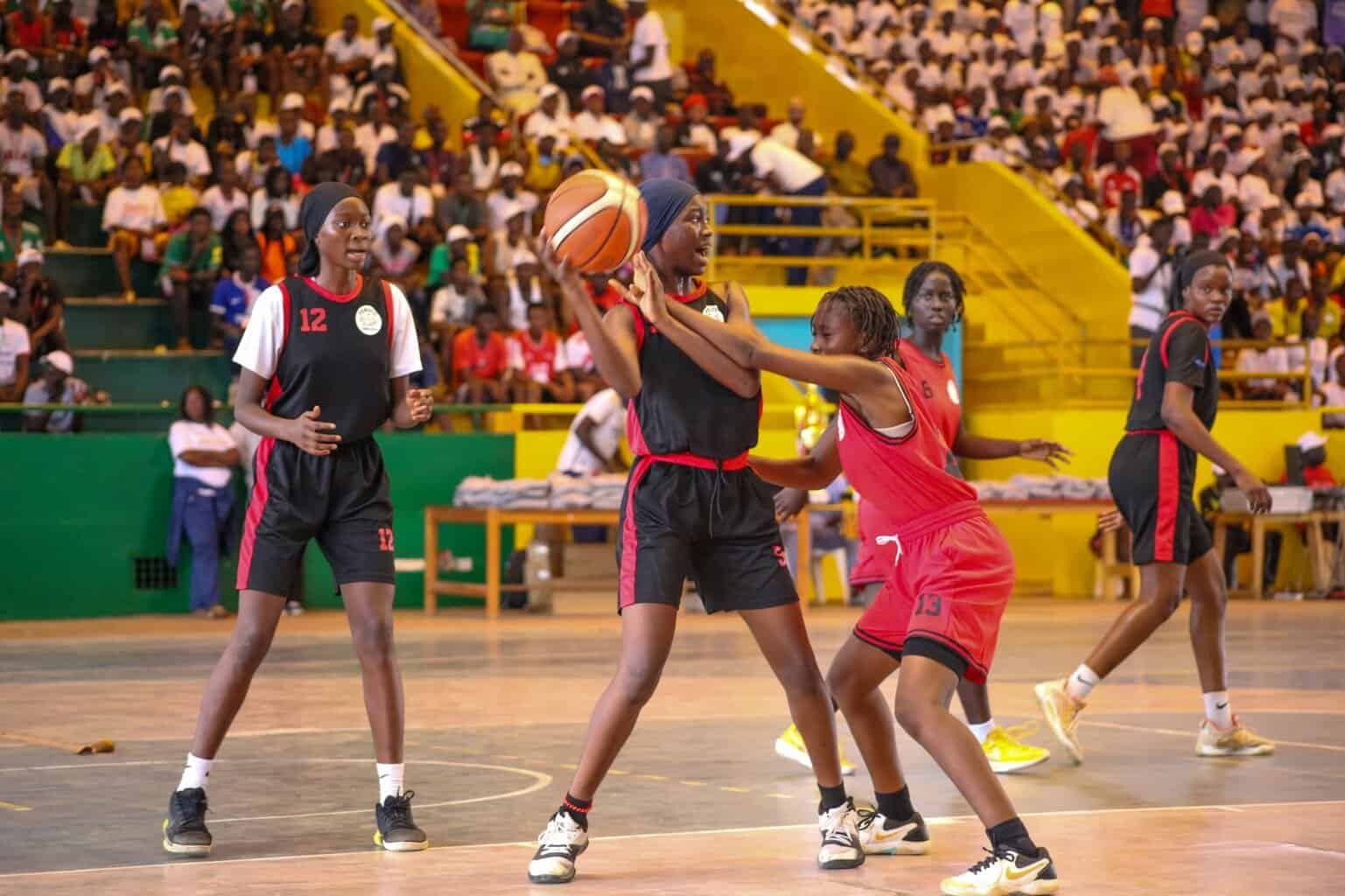 FENSCO : Plongez en images au cœur des moments inoubliables du premier festival national des Sports Scolaires à Thiès - wiwsport