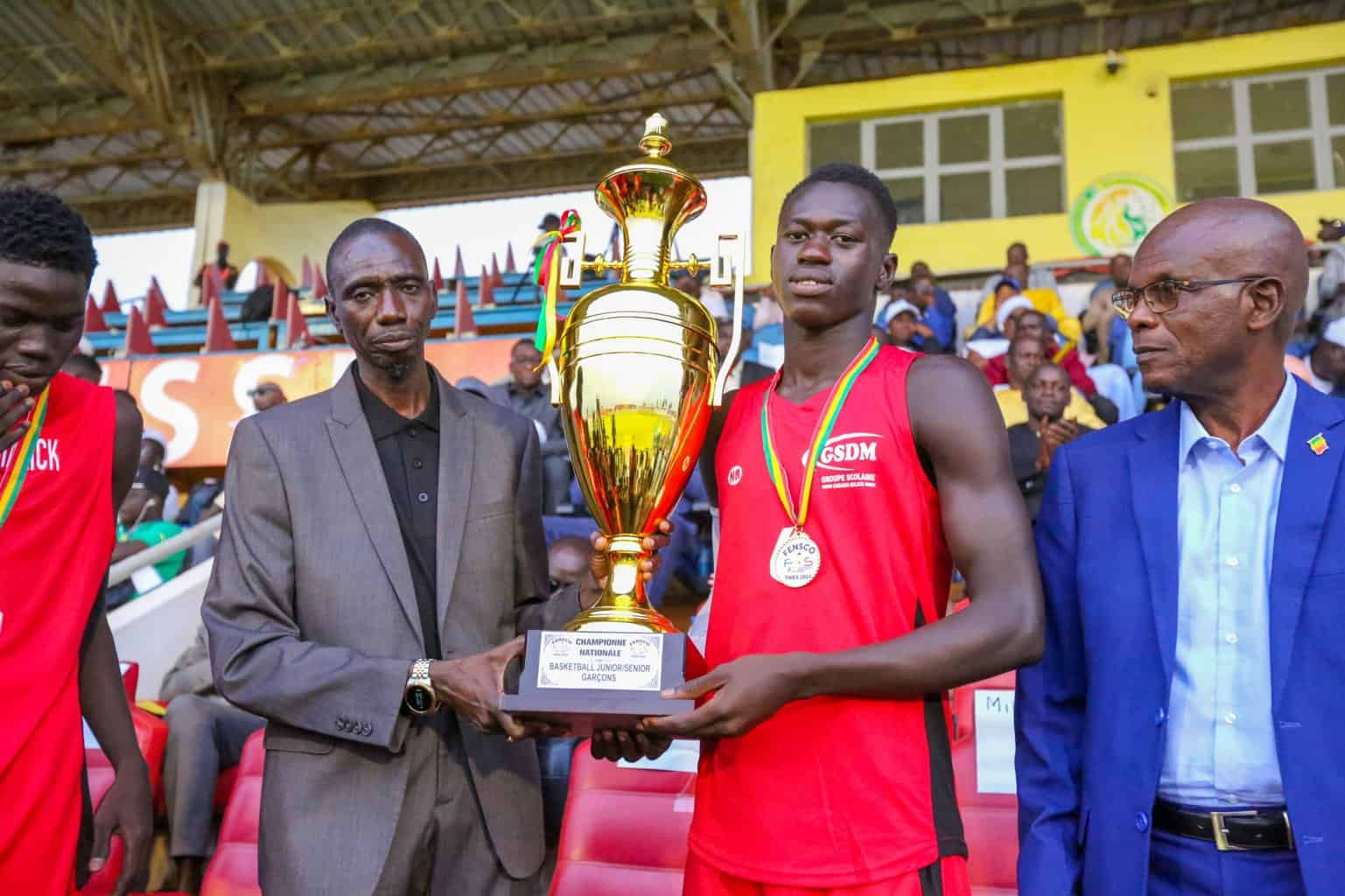 FENSCO : Plongez en images au cœur des moments inoubliables du premier festival national des Sports Scolaires à Thiès - wiwsport
