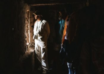 Lewis Hamilton raconte sa visite à Gorée remplie d'émotions : "Il est si important d’apprendre notre histoire et d’honorer les personnes dont nous sommes les descendants..." - wiwsport