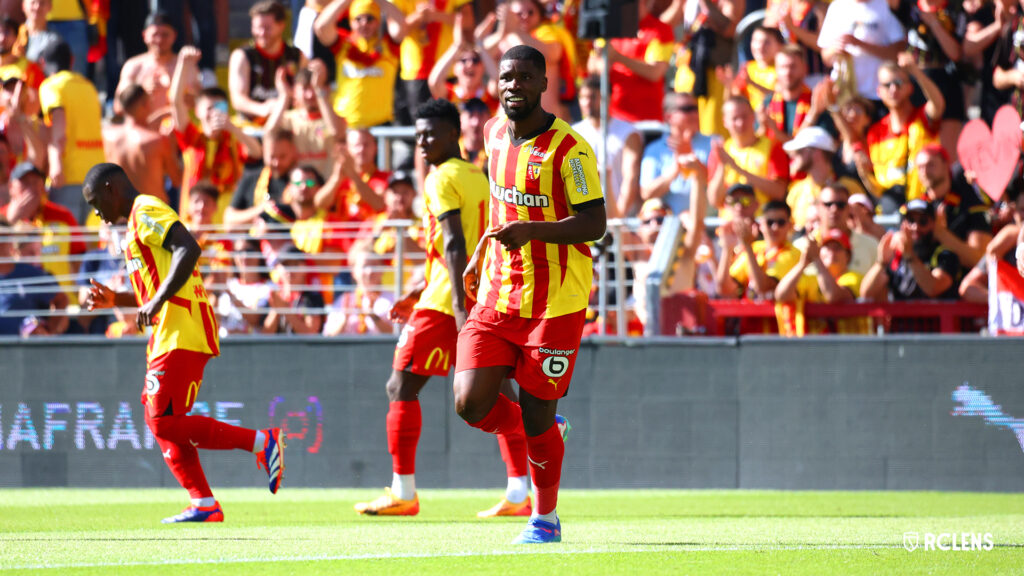 Ligue 1 : Lens de Nampalys Mendy l’emporte face à Angers (0-1) et démarre idéalement sa saison - wiwsport Ligue 1 : Lens de Nampalys Mendy l’emporte face à Angers (0-1) et démarre idéalement sa saison - wiwsport