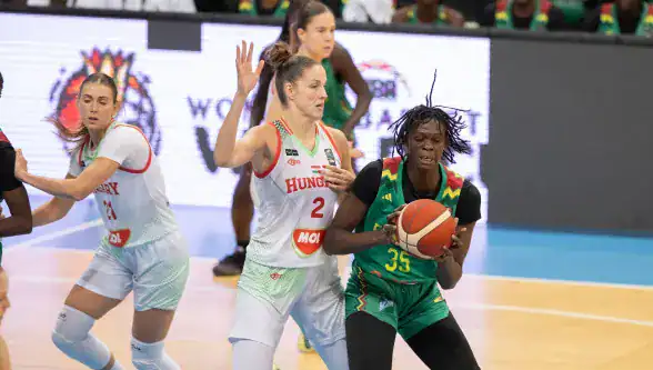 FIBAWWC 2026 - Le Sénégal réussit son entrée devant la Hongrie (63-61) et prend une bonne option dans le groupe C ! - wiwsport FIBAWWC 2026 - Le Sénégal réussit son entrée devant la Hongrie (63-61) et prend une bonne option dans le groupe C ! - wiwsport