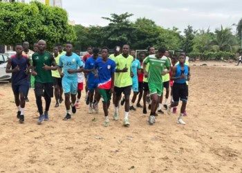 En préparation pour la CAN, l’équipe nationale des sourds n’a pas un terrain où s’entraîner ! - wiwsport