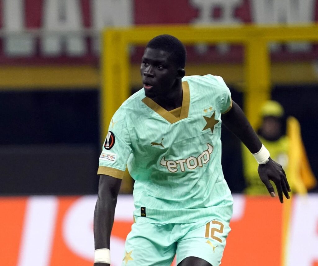 Aliou Cissé commente le choix d'El Hadji Malick Diouf : « C'est l'avenir de l'Equipe Nationale » - wiwsport Aliou Cissé commente le choix d'El Hadji Malick Diouf : « C'est l'avenir de l'Equipe Nationale » - wiwsport