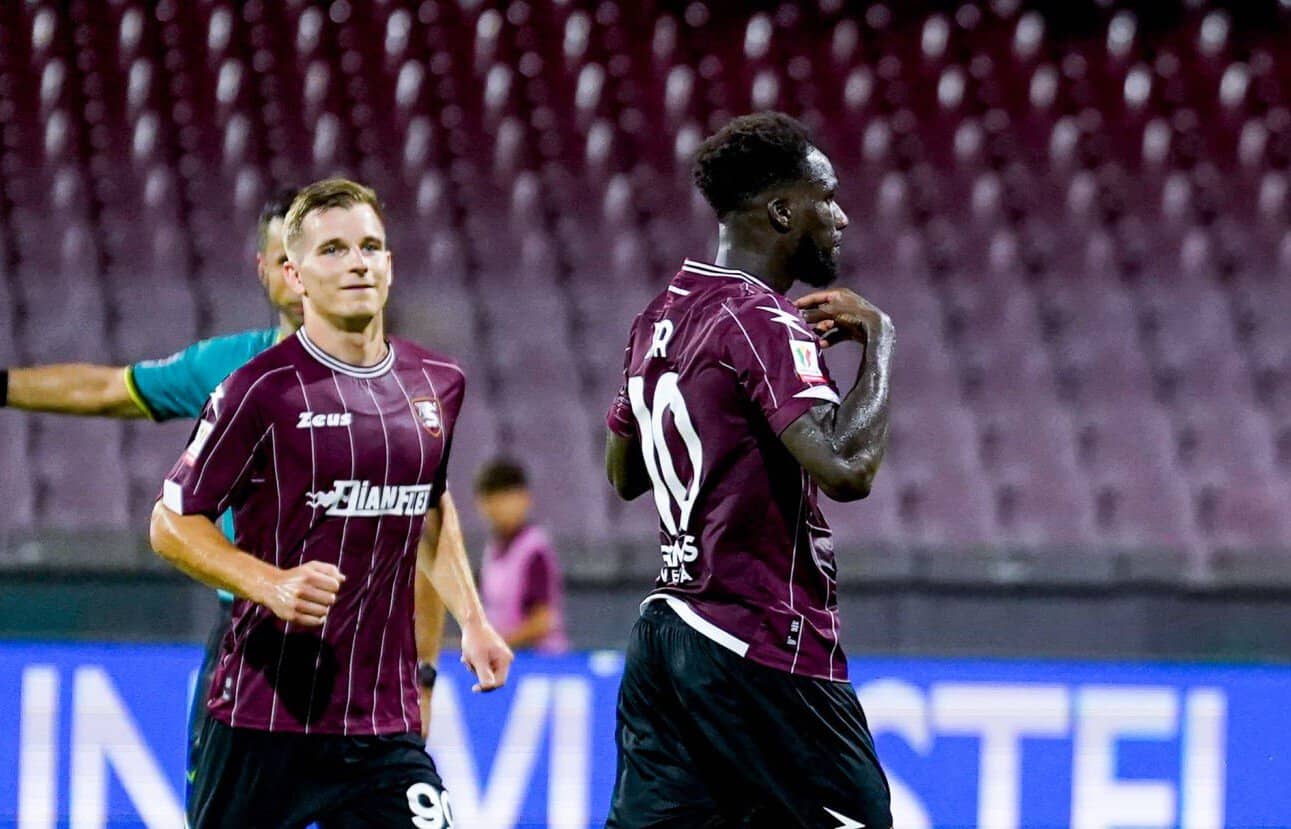 Coupe d'Italie : Au milieu des rumeurs, Boulaye Dia renverse à lui seul la Spezia et envoie la Salernitata au prochain tour - wiwsport Coupe d'Italie : Au milieu des rumeurs, Boulaye Dia renverse à lui seul la Spezia et envoie la Salernitata au prochain tour - wiwsport