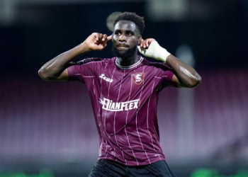 Salernitana : Le véhicule de Boulaye Dia poursuivi et caillassé par des supporters - wiwsport
