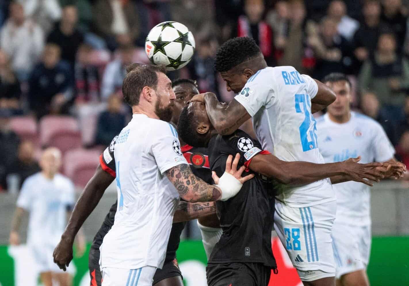 Ligue des Champions : Ousmane Diao et Midtjylland craquent contre le Slovan Bratislava et manquent la qualification - wiwsport Ligue des Champions : Ousmane Diao et Midtjylland craquent contre le Slovan Bratislava et manquent la qualification - wiwsport
