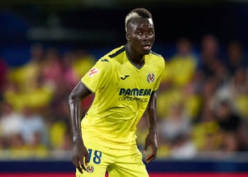 LaLiga : Villarreal arrache le nul dans le derby face à Valence, Pape Gueye voit rouge - wiwsport