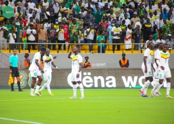 Qualifs CAN 2025 : Le Sénégal mène le Burkina Faso à la pause (1-0) - wiwsport