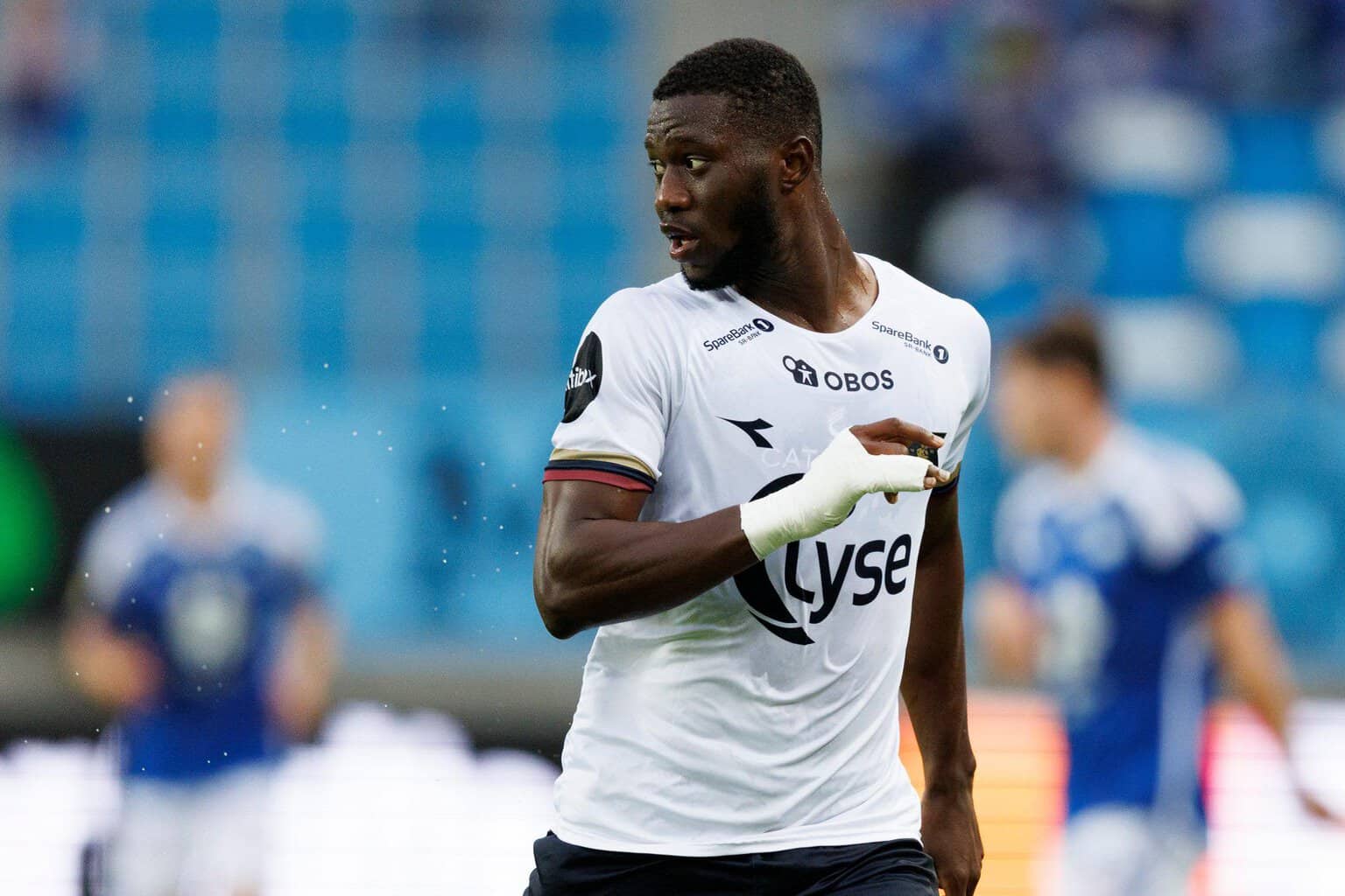 Viking FK : Djibril Thialaw Diop sèche l'entraînement après l'échec de son transfert à Lens - wiwsport Viking FK : Djibril Thialaw Diop sèche l'entraînement après l'échec de son transfert à Lens - wiwsport