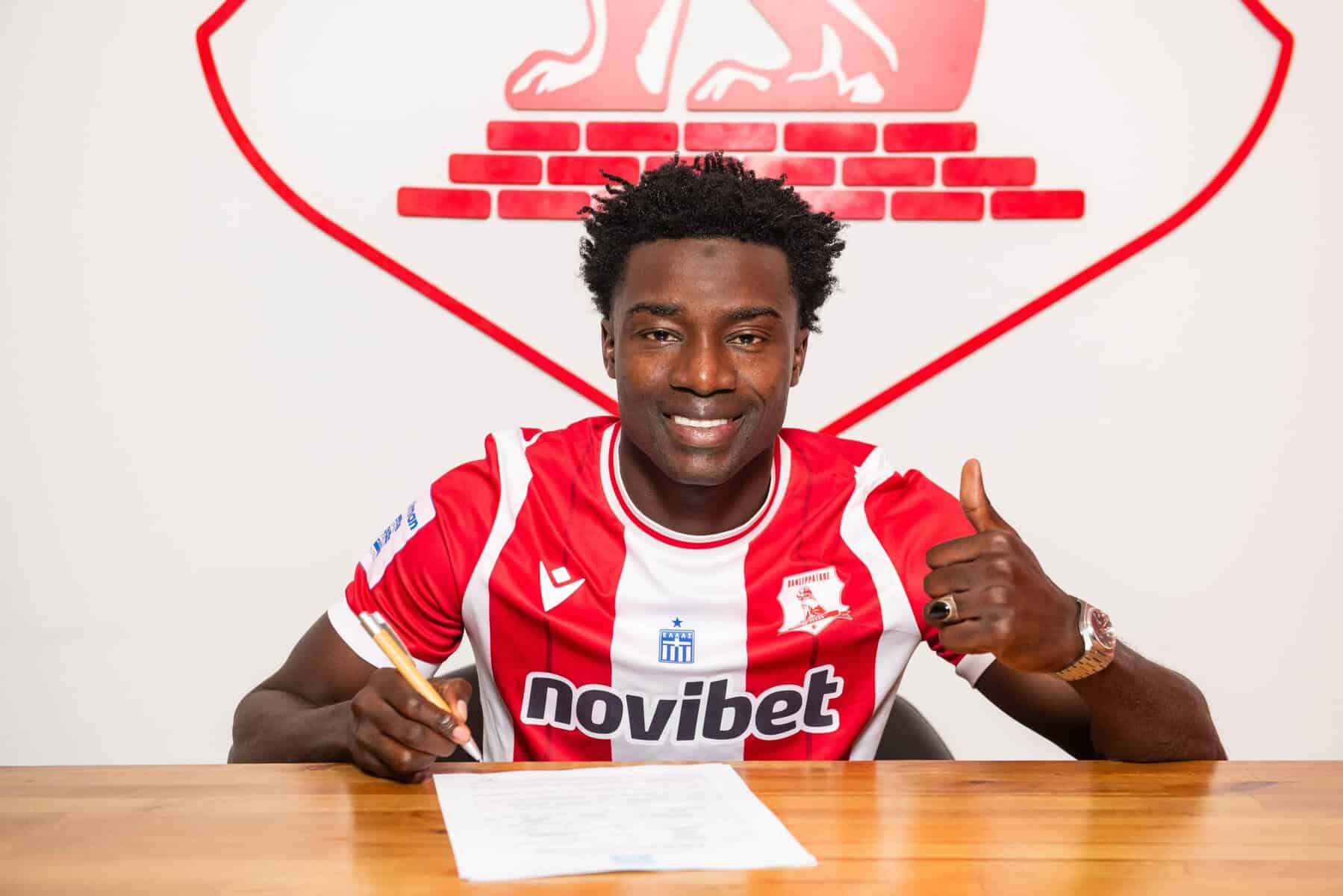 Mercato : Moussa Wagué s'engage avec un club grec - wiwsport Mercato : Moussa Wagué s'engage avec un club grec - wiwsport