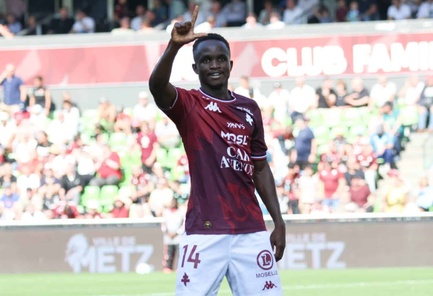 Ligue 2 : Metz rate le coche contre Lorient malgré un but de Cheikh Tidiane Sabaly - wiwsport Ligue 2 : Metz rate le coche contre Lorient malgré un but de Cheikh Tidiane Sabaly - wiwsport