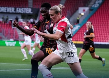 Ligue des Champions : Exploit contre le Slavia Prague et qualification historique en phase de poules pour Galatasaray d'Hapsatou Malado Diallo - wiwsport
