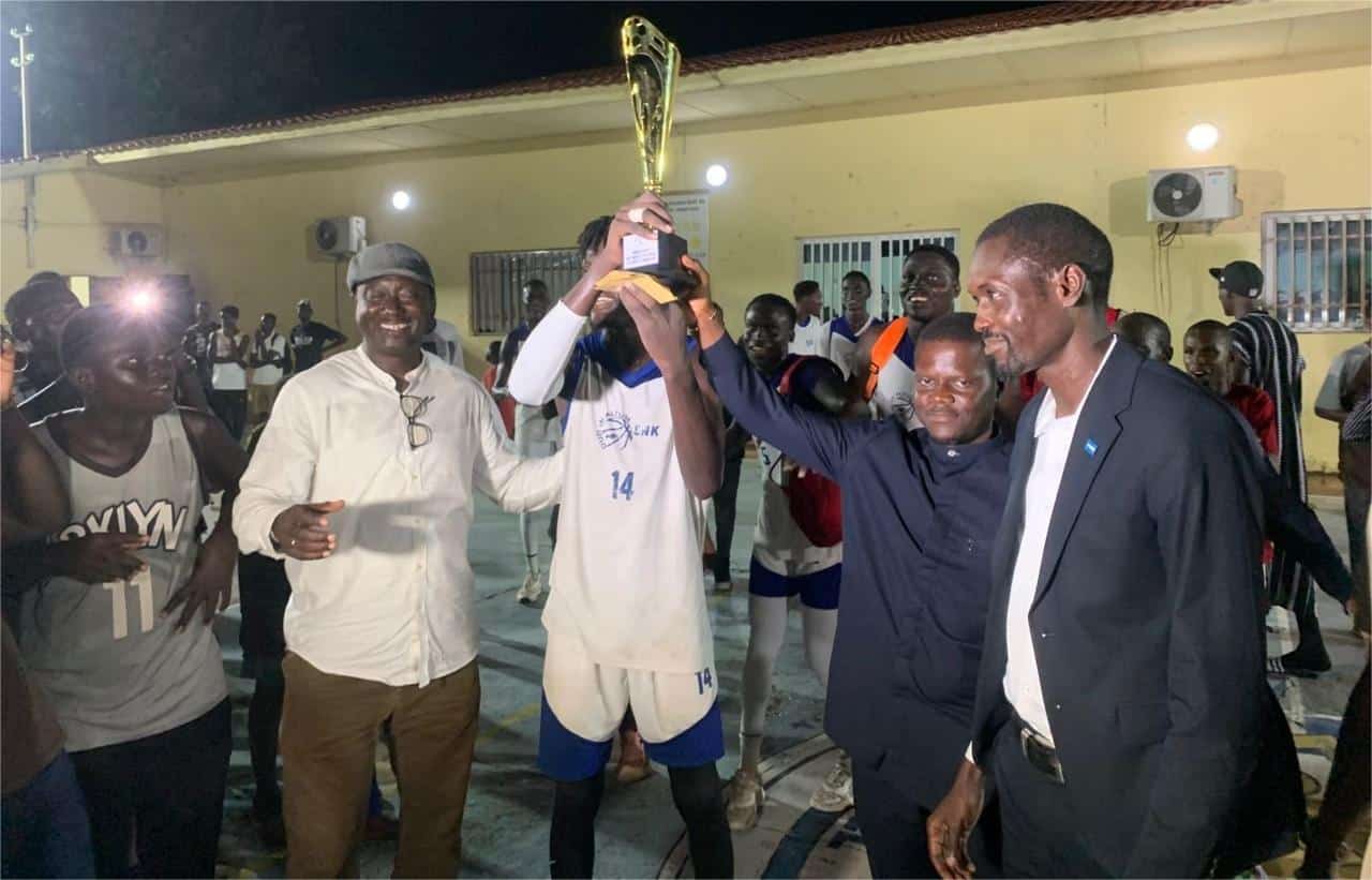 Djibril Sonko (Maire de Ziguinchor) évoque les infrastructures sportives : "Des études de plans ont déjà été entamées, l'architecte a réalisé les plans en vue du terrain de basket, de football..." - wiwsport Djibril Sonko (Maire de Ziguinchor) évoque les infrastructures sportives : "Des études de plans ont déjà été entamées, l'architecte a réalisé les plans en vue du terrain de basket, de football..." - wiwsport