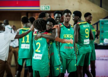 Afrobasket U18 : Le Cameroun s’incline face au Sénégal (56-72) qui valide ainsi son ticket pour les quarts ! - wiwsport