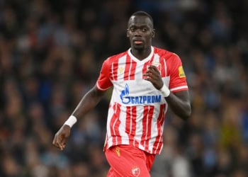 Ligue des Champions : Chérif Ndiaye passeur, mais l'Etoile Rouge s'incline face à Benfica - wiwsport