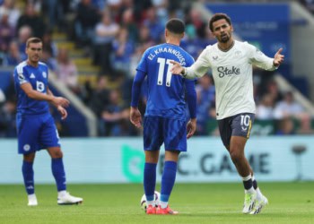 Everton : Iliman Ndiaye ouvre le score contre Leicester et marque son premier but en Premier League (vidéo) - wiwsport