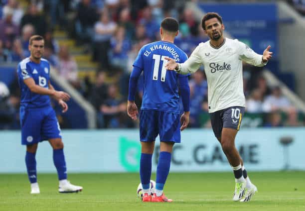 Everton : Iliman Ndiaye ouvre le score contre Leicester et marque son premier but en Premier League (vidéo) - wiwsport Everton : Iliman Ndiaye ouvre le score contre Leicester et marque son premier but en Premier League (vidéo) - wiwsport