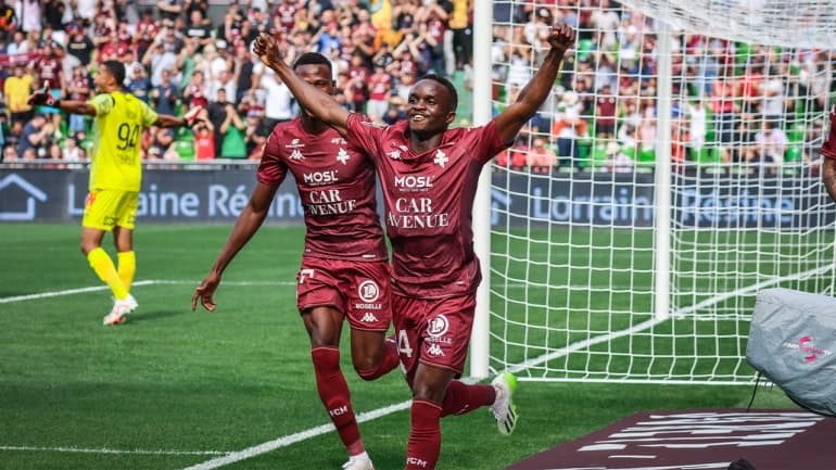 Ligue 2 BKT : Cheikh Tidiane Sabaly (FC Metz) meilleur joueur du mois de septembre - wiwsport Ligue 2 BKT : Cheikh Tidiane Sabaly (FC Metz) meilleur joueur du mois de septembre - wiwsport