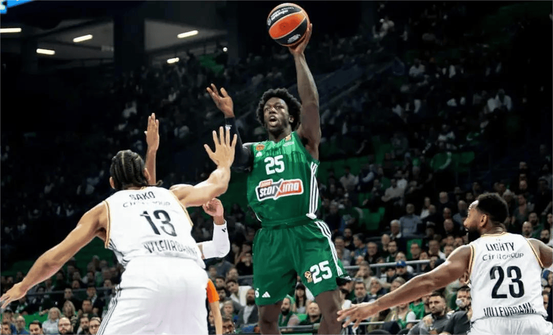 Euroleague : L'ASVEL de Mbaye Ndiaye impuissante face au champion en titre Panathinaïkos (92-68) - wiwsport Euroleague : L'ASVEL de Mbaye Ndiaye impuissante face au champion en titre Panathinaïkos (92-68) - wiwsport