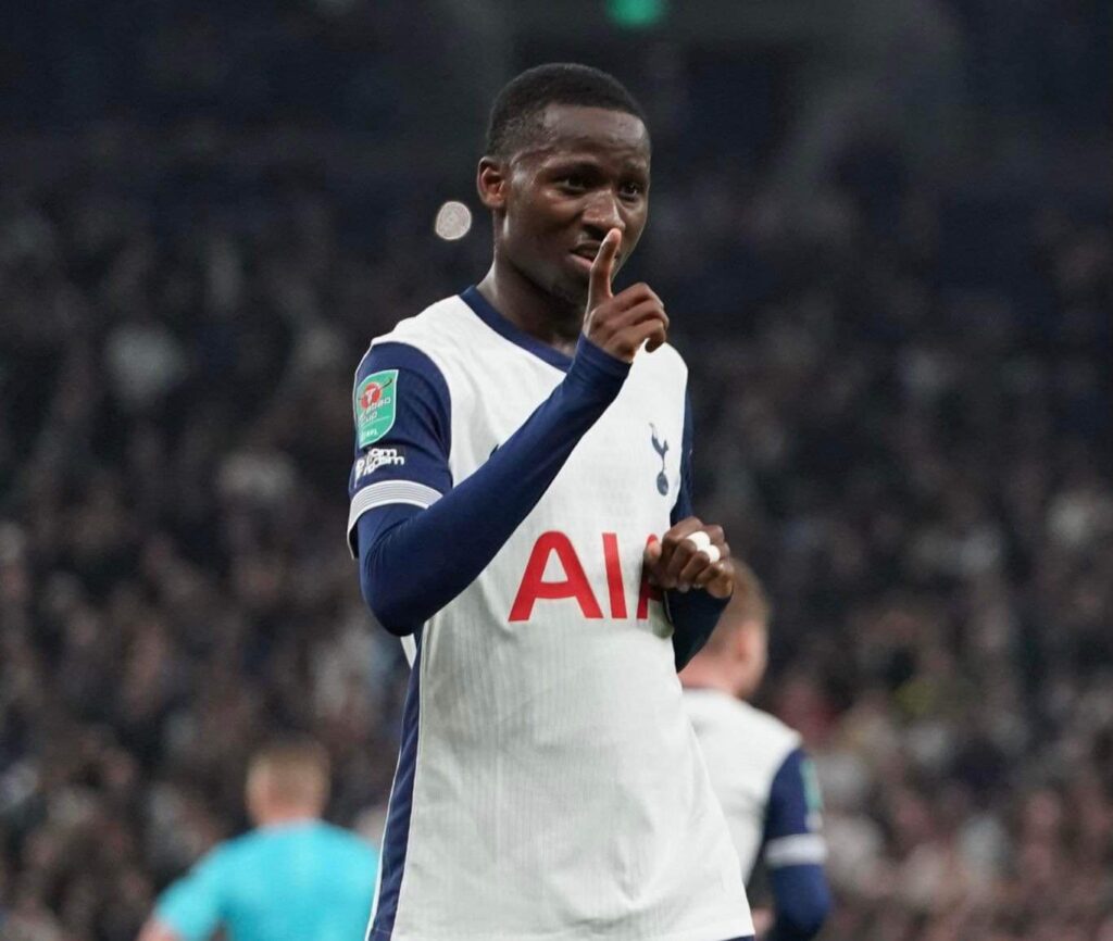 League Cup : Pape Matar Sarr et Tottenham éliminent Manchester City - wiwsport