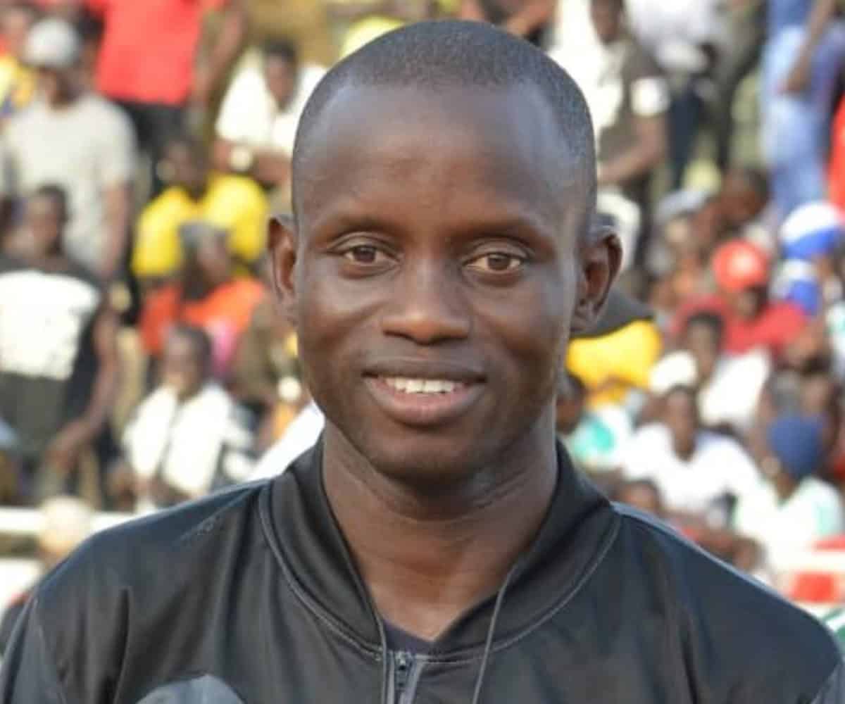 Lamb : (Officiel) Pierre Malick Ngom jette son sifflet pour enfiler le costume de Président du CNG de lutte ! - wiwsport Lamb : (Officiel) Pierre Malick Ngom jette son sifflet pour enfiler le costume de Président du CNG de lutte ! - wiwsport