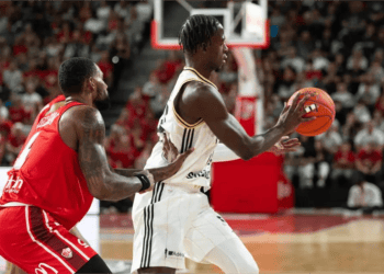 Betclic ÉLITE : L’ASVEL de Mbaye Ndiaye concéde son deuxième revers en championnat  - wiwsport