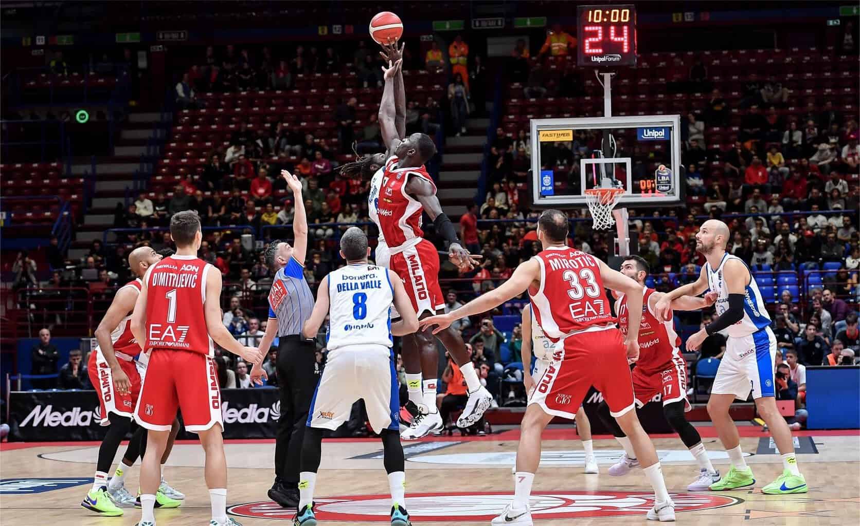 LBA – Serie A : Ousmane Diop et Olimpia Milan remportent leur second succès consécutif en battant Brescia (88-85) - wiwsport LBA – Serie A : Ousmane Diop et Olimpia Milan remportent leur second succès consécutif en battant Brescia (88-85) - wiwsport