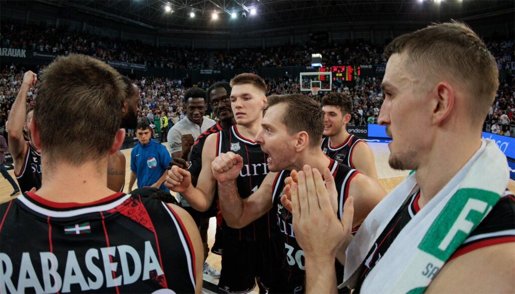 Eurocup : Surne Bilbao d’Amar Sylla signe son 4e succès en dominant BC Balkan (93-62) - wiwsport Eurocup : Surne Bilbao d’Amar Sylla signe son 4e succès en dominant BC Balkan (93-62) - wiwsport