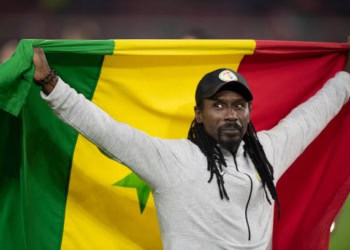 YAOUNDE, CAMEROON - FEBRUARY 06: Senegal Head Coach Aliou Cissé celebrates winning the Africa Cup of Nations (CAN) 2021 final match between Senegal and Egypt at Stade d'Olembe in Yaounde on February 6, 2022. (Photo by Visionhaus/Getty Images)